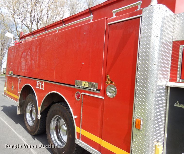 image for item IT9250 1988 Ford L9000  pumper fire truck