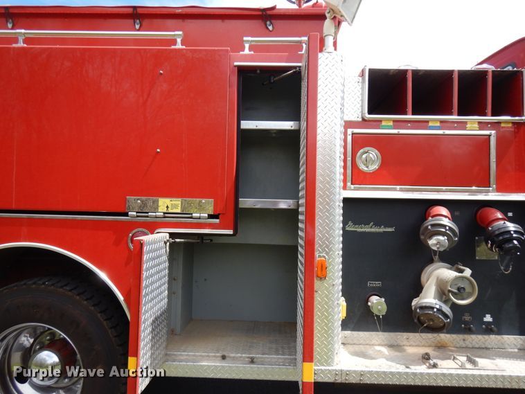 image for item IT9250 1988 Ford L9000  pumper fire truck