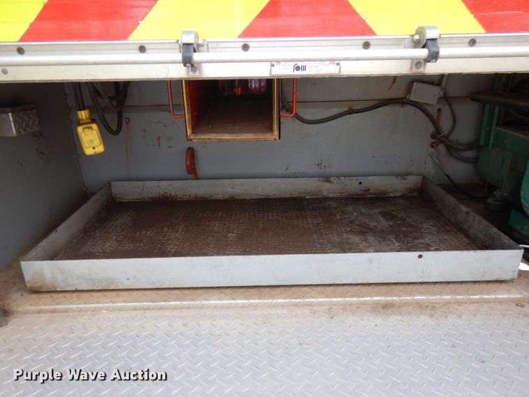 image for item IT9250 1988 Ford L9000  pumper fire truck