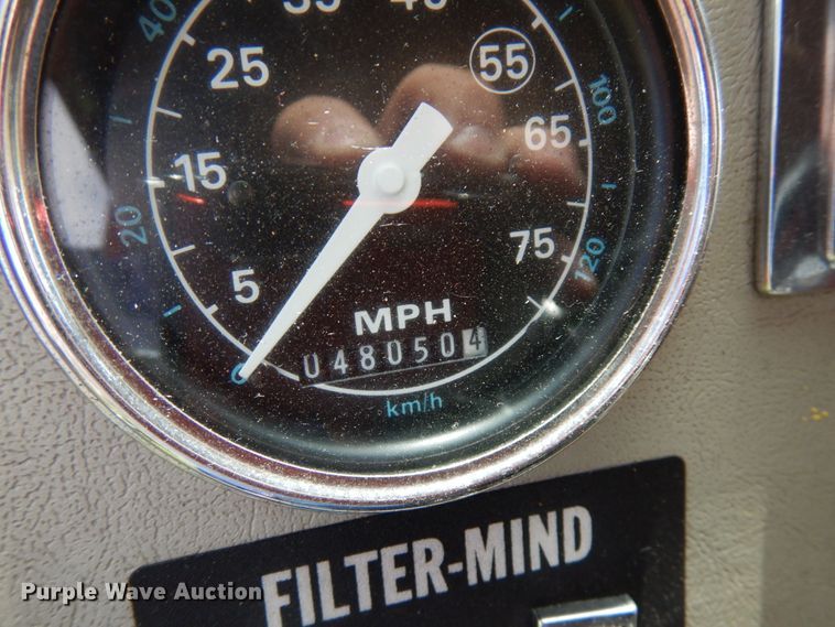 image for item IT9250 1988 Ford L9000  pumper fire truck