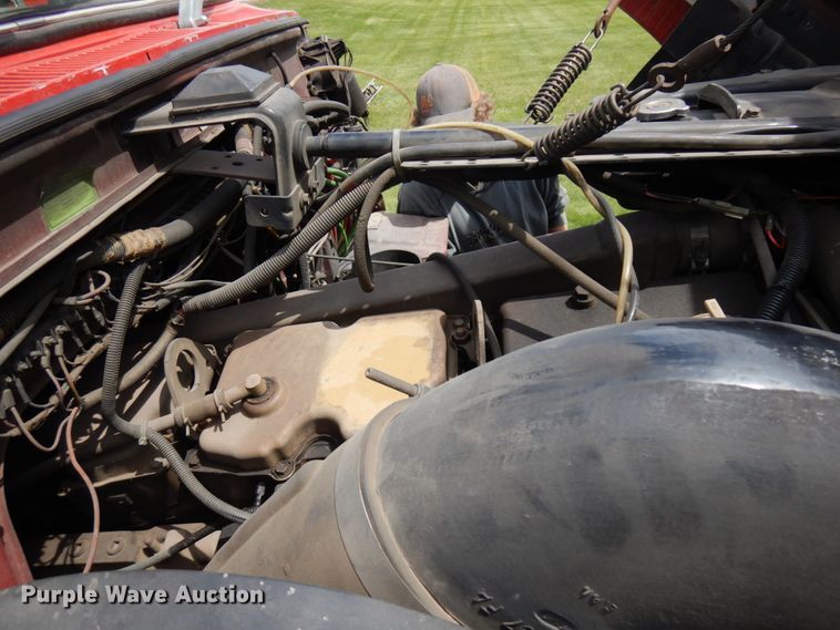 image for item IT9250 1988 Ford L9000  pumper fire truck