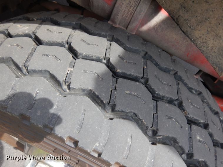 image for item IT9250 1988 Ford L9000  pumper fire truck