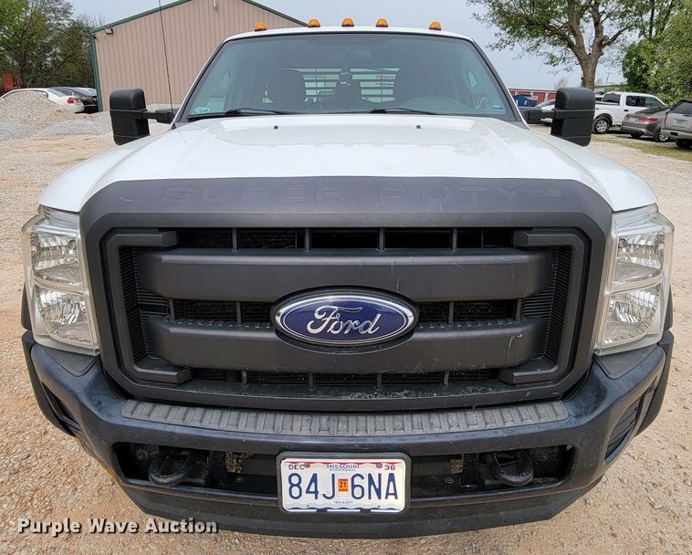 image for item IV9034 2014 Ford F450 Super Duty  SuperCab flatbed truck