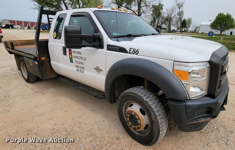 image for item IV9034 2014 Ford F450 Super Duty  SuperCab flatbed truck