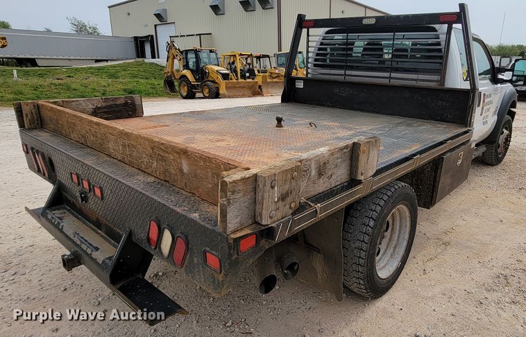 image for item IV9034 2014 Ford F450 Super Duty  SuperCab flatbed truck