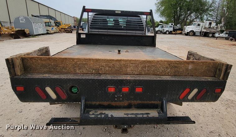 image for item IV9034 2014 Ford F450 Super Duty  SuperCab flatbed truck