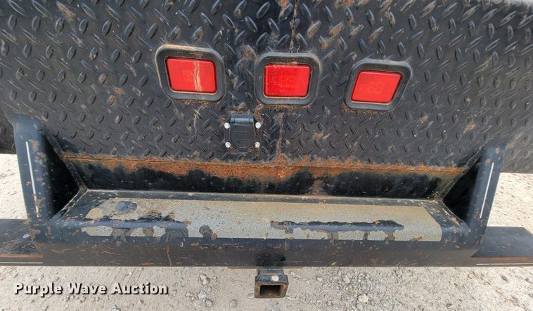 image for item IV9034 2014 Ford F450 Super Duty  SuperCab flatbed truck