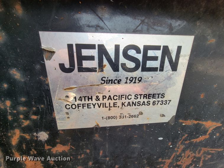 image for item IV9034 2014 Ford F450 Super Duty  SuperCab flatbed truck