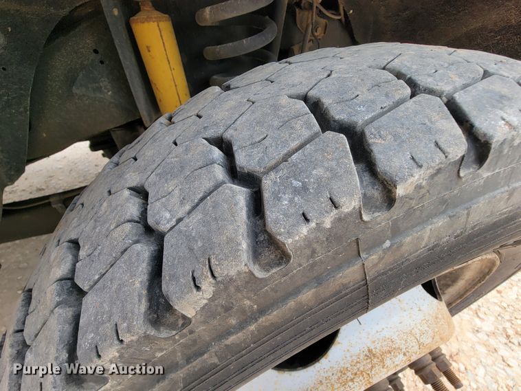 image for item IV9034 2014 Ford F450 Super Duty  SuperCab flatbed truck