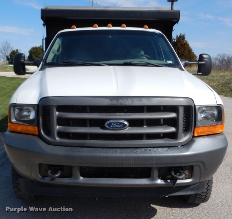 image for item IY9533 2001 Ford F550 Super Duty XL  dump truck