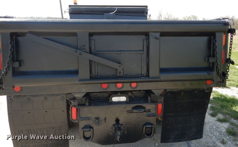 image for item IY9533 2001 Ford F550 Super Duty XL  dump truck