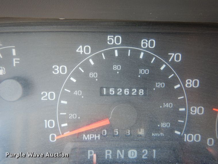 image for item IY9533 2001 Ford F550 Super Duty XL  dump truck