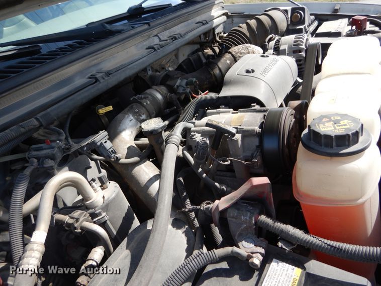 image for item IY9533 2001 Ford F550 Super Duty XL  dump truck