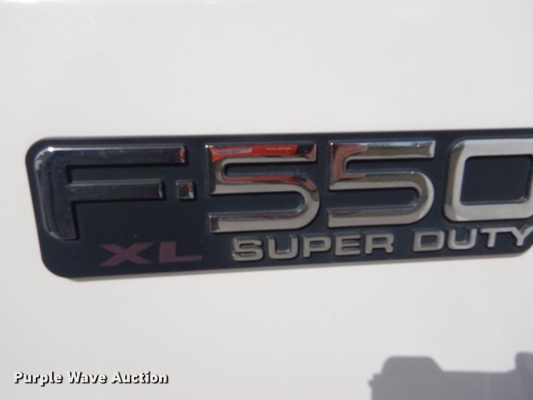 image for item IY9533 2001 Ford F550 Super Duty XL  dump truck