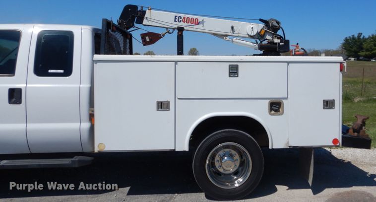 image for item IY9691 2013 Ford F450 Super Duty XL  SuperCab utility / service truck