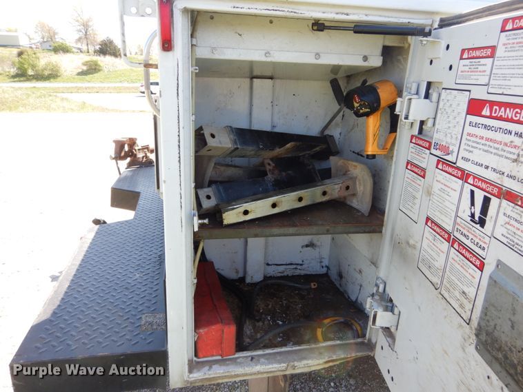 image for item IY9691 2013 Ford F450 Super Duty XL  SuperCab utility / service truck