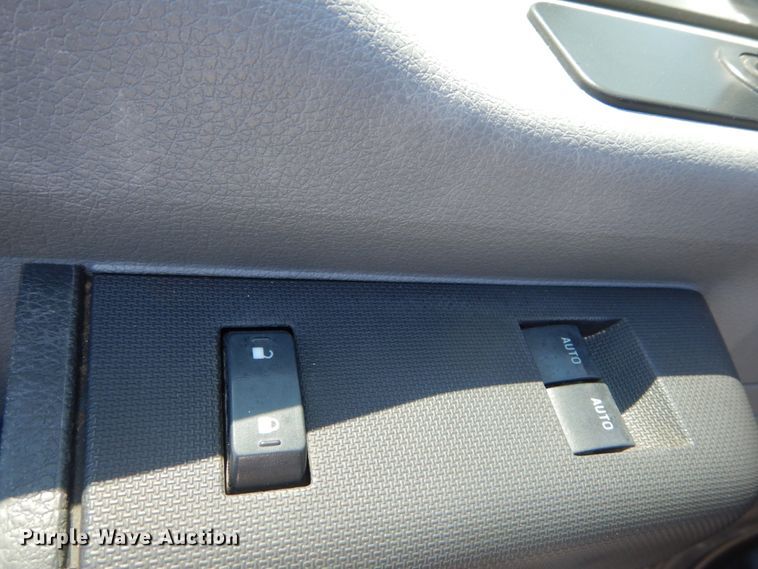 image for item IY9691 2013 Ford F450 Super Duty XL  SuperCab utility / service truck