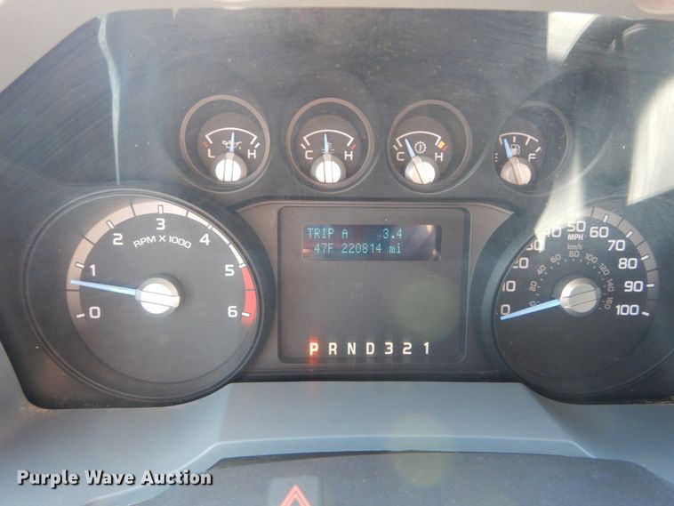 image for item IY9691 2013 Ford F450 Super Duty XL  SuperCab utility / service truck