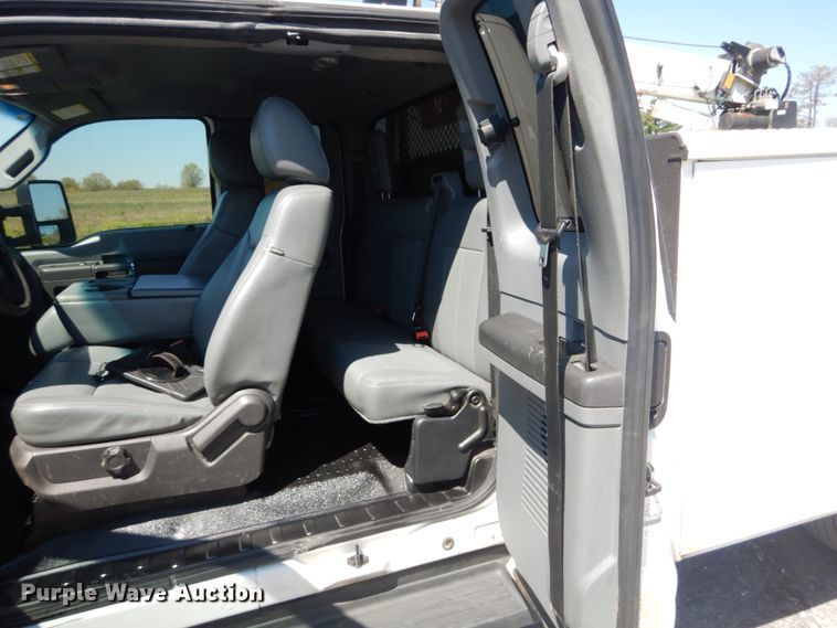 image for item IY9691 2013 Ford F450 Super Duty XL  SuperCab utility / service truck