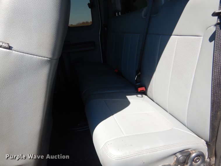 image for item IY9691 2013 Ford F450 Super Duty XL  SuperCab utility / service truck