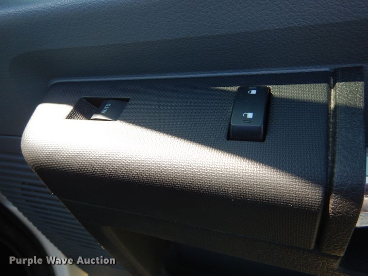 image for item IY9691 2013 Ford F450 Super Duty XL  SuperCab utility / service truck