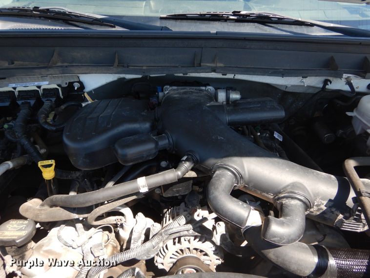 image for item IY9691 2013 Ford F450 Super Duty XL  SuperCab utility / service truck