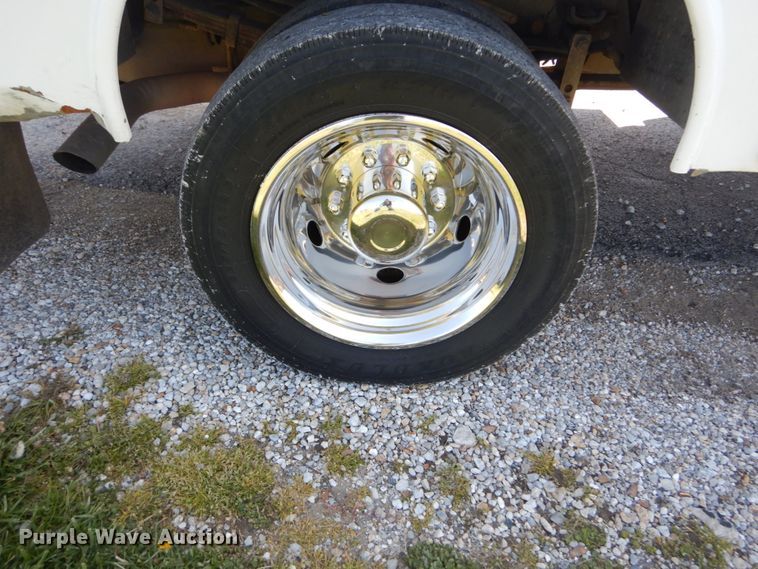 image for item IY9691 2013 Ford F450 Super Duty XL  SuperCab utility / service truck