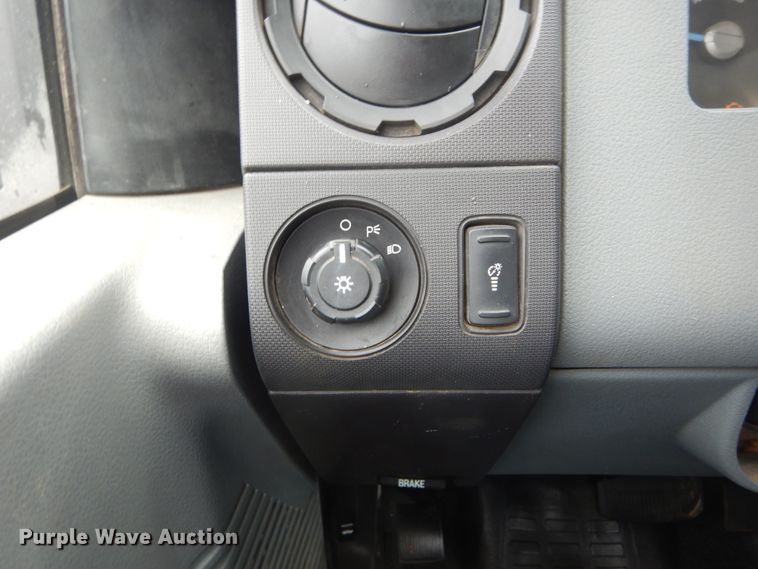 image for item IY9708 2011 Ford F250 Super Duty  SuperCab pickup truck