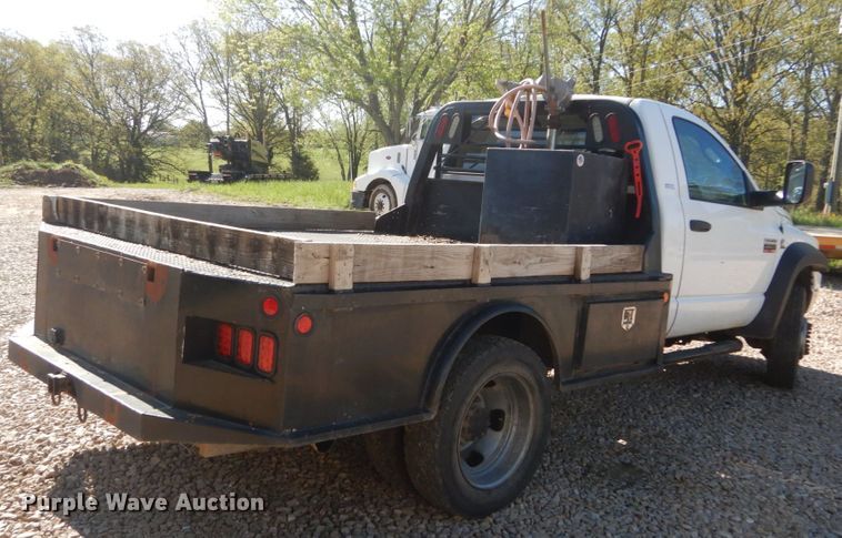image for item IY9715 2009 Dodge Ram 4500  flatbed truck