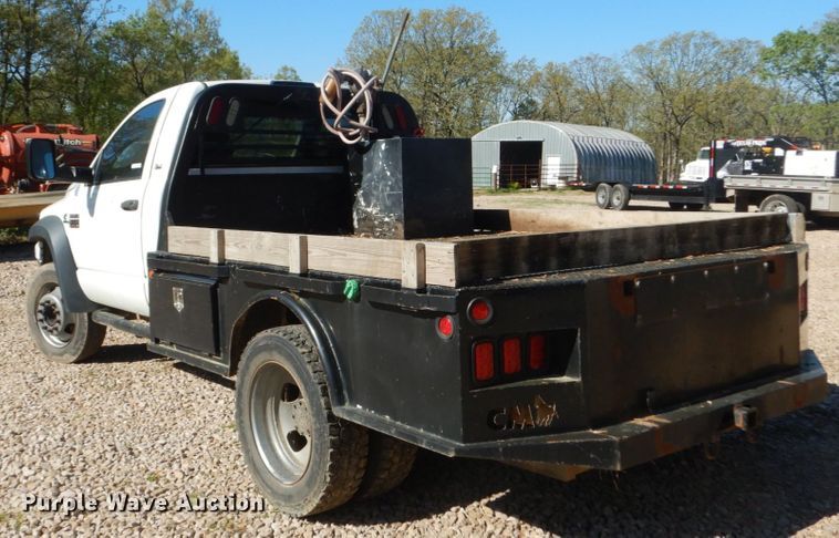 image for item IY9715 2009 Dodge Ram 4500  flatbed truck