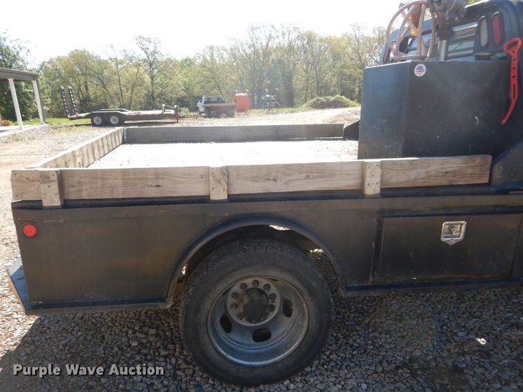 image for item IY9715 2009 Dodge Ram 4500  flatbed truck