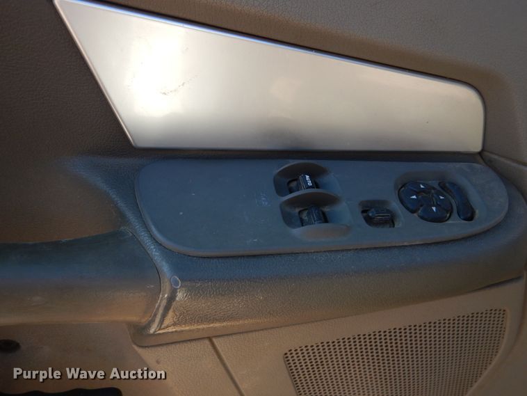 image for item IY9715 2009 Dodge Ram 4500  flatbed truck