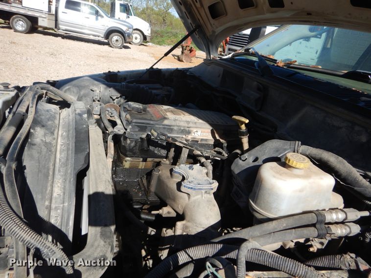 image for item IY9715 2009 Dodge Ram 4500  flatbed truck