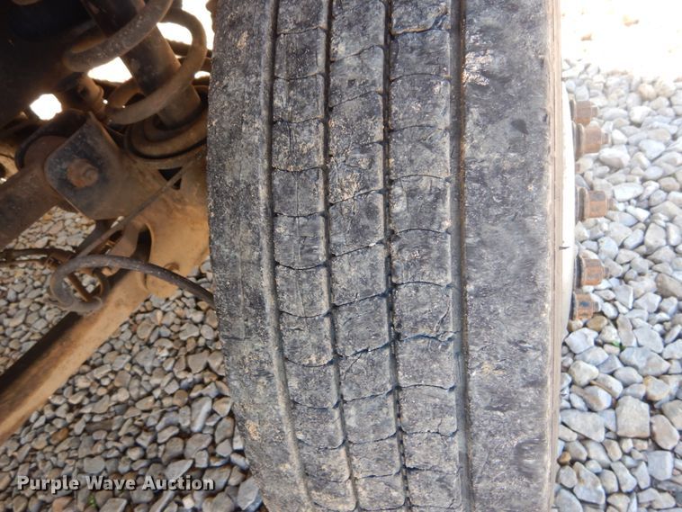 image for item IY9715 2009 Dodge Ram 4500  flatbed truck