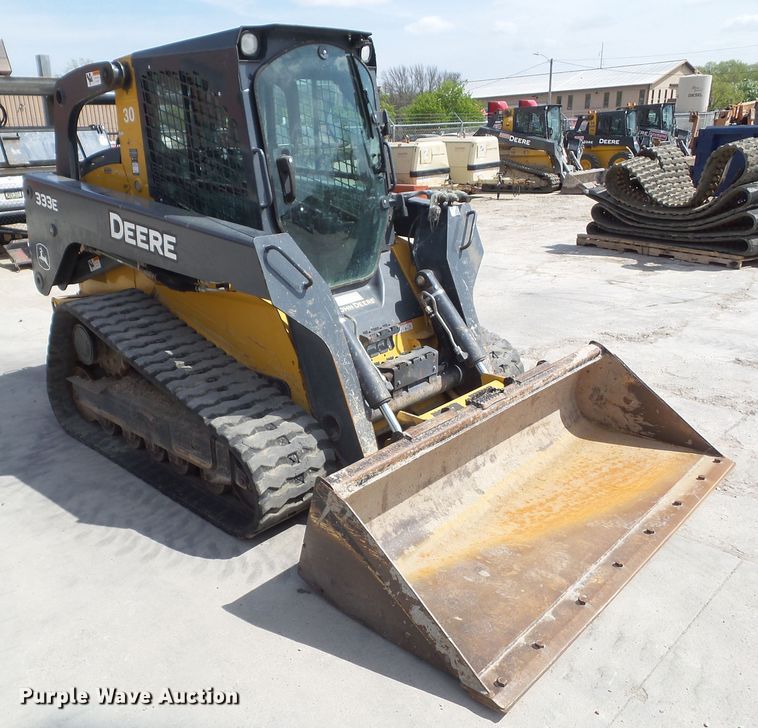 image for item DA7106 2016 John Deere 333E  tracked skid steer loader