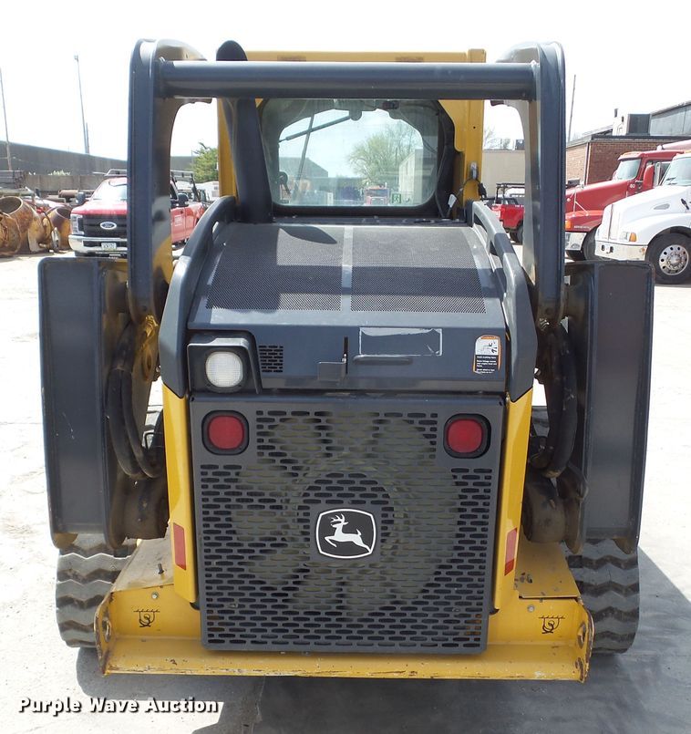 image for item DA7106 2016 John Deere 333E  tracked skid steer loader