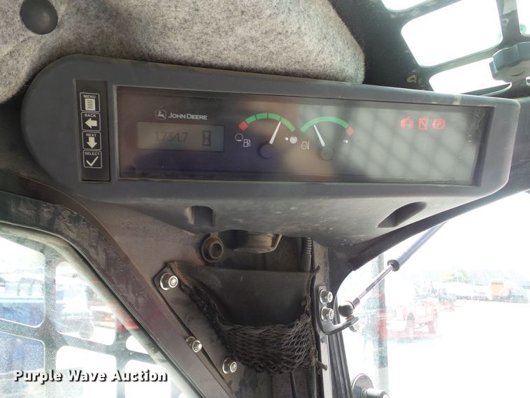 image for item DA7106 2016 John Deere 333E  tracked skid steer loader