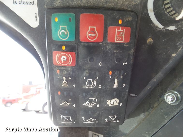 image for item DA7106 2016 John Deere 333E  tracked skid steer loader