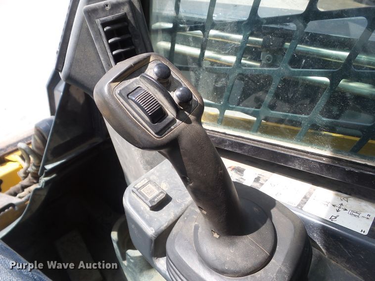 image for item DA7106 2016 John Deere 333E  tracked skid steer loader