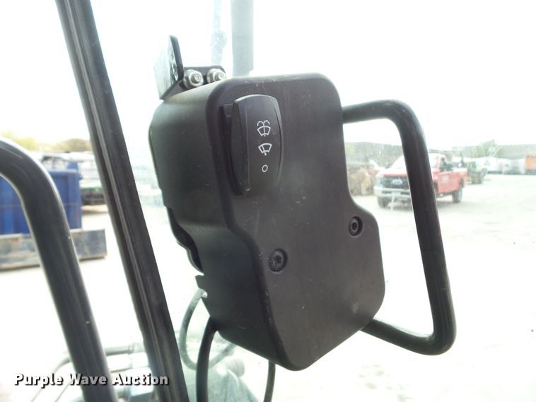 image for item DA7106 2016 John Deere 333E  tracked skid steer loader