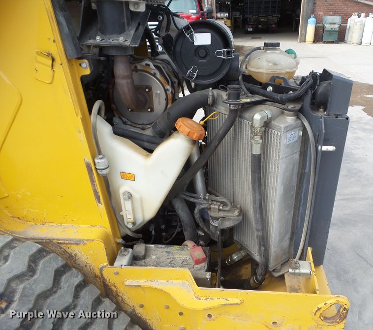 image for item DA7106 2016 John Deere 333E  tracked skid steer loader