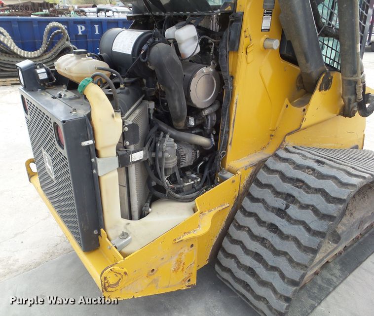 image for item DA7106 2016 John Deere 333E  tracked skid steer loader