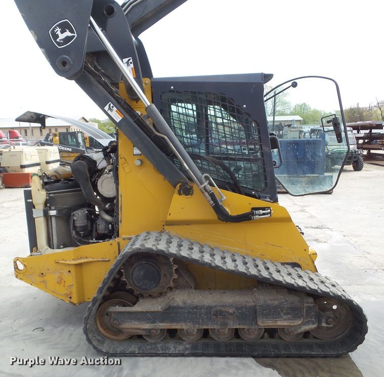 image for item DA7106 2016 John Deere 333E  tracked skid steer loader