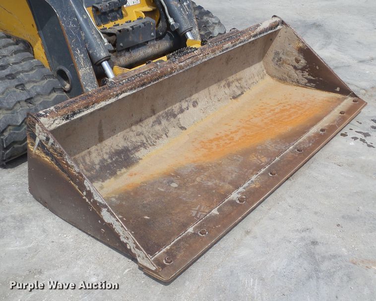 image for item DA7106 2016 John Deere 333E  tracked skid steer loader