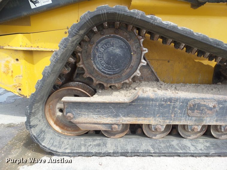 image for item DA7106 2016 John Deere 333E  tracked skid steer loader