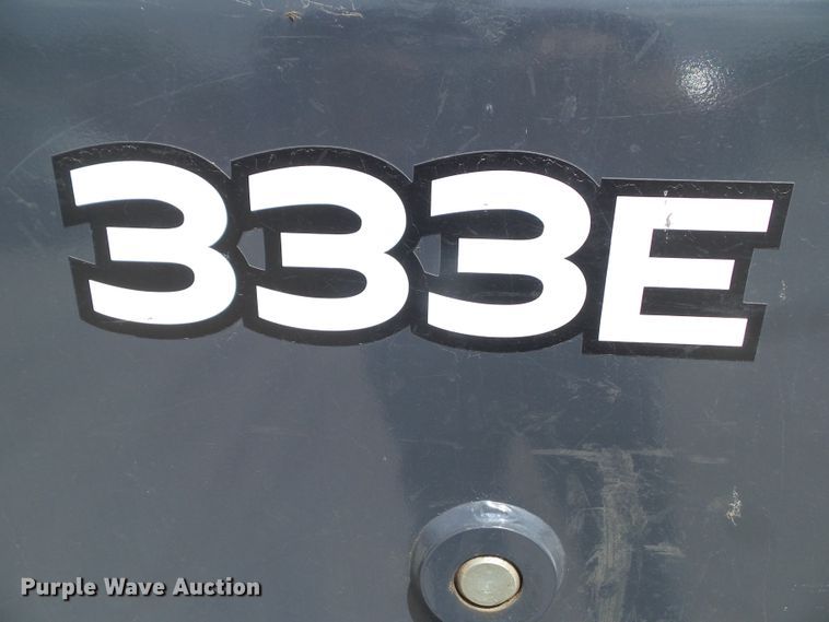 image for item DA7106 2016 John Deere 333E  tracked skid steer loader