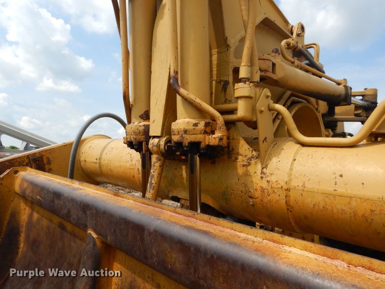 image for item DH4457 1972 Caterpillar 621  conventional scraper