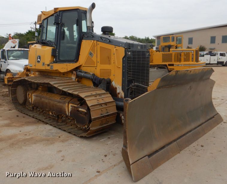 image for item DH5493 2015 John Deere 850K WLT  dozer