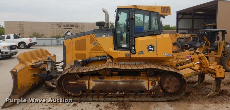 image for item DH5493 2015 John Deere 850K WLT  dozer