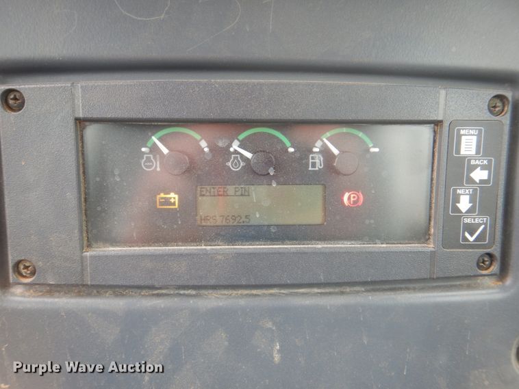 image for item DH5493 2015 John Deere 850K WLT  dozer